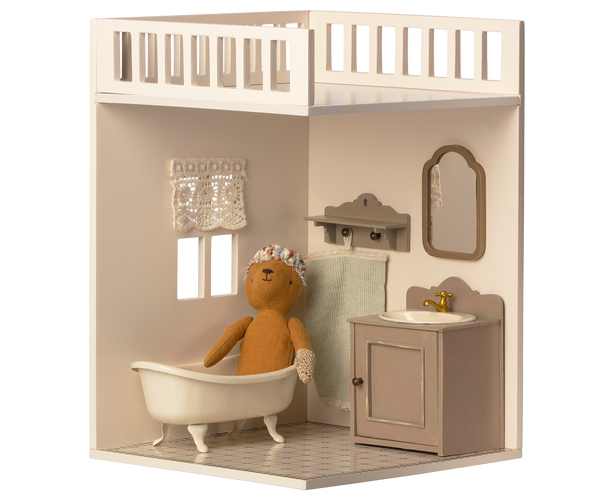 Dollhouse Bathroom, Miniature