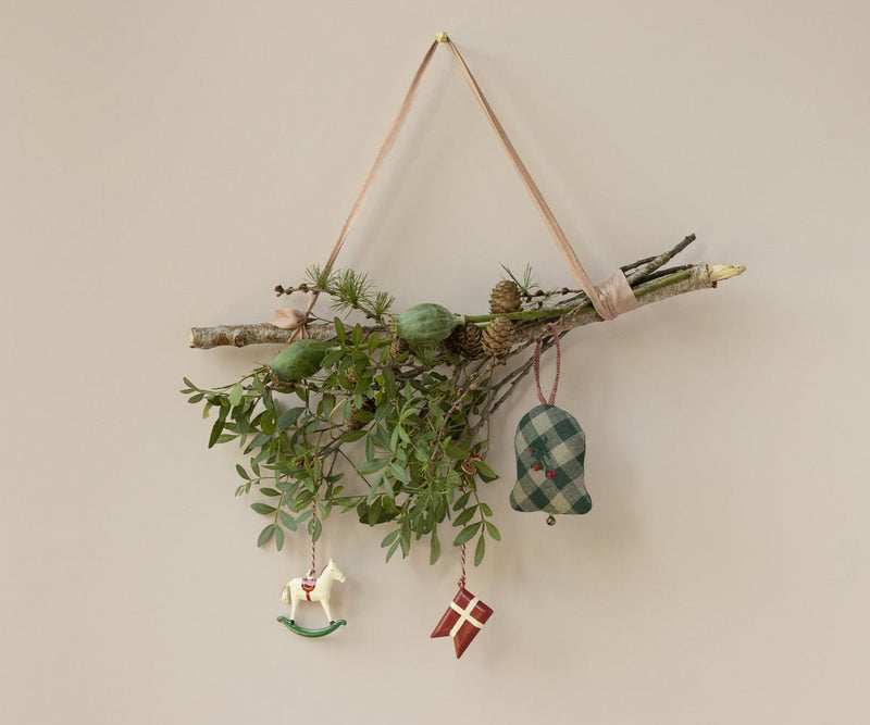 Metal ornament, Dannebrog, SEASON, Maileg USA - All The Little Bows