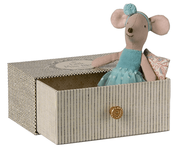 Maileg | Dance Mouse in Daybed, Little Sister - Mint, , Maileg - All The Little Bows