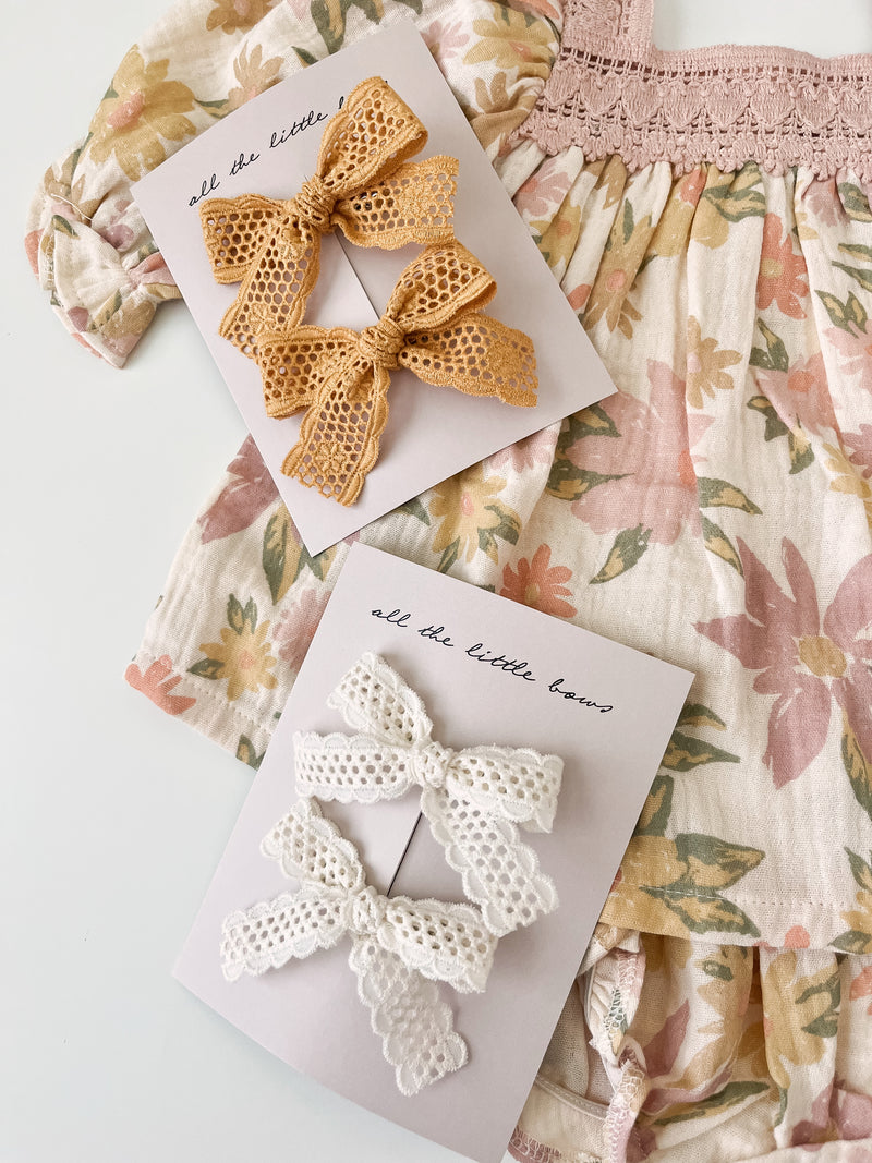 Lace Bow Clip Set || Ivory Scallop