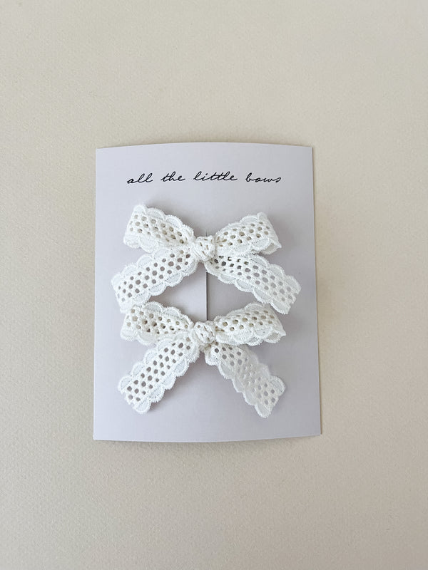 Lace Bow Clip Set || Ivory Scallop
