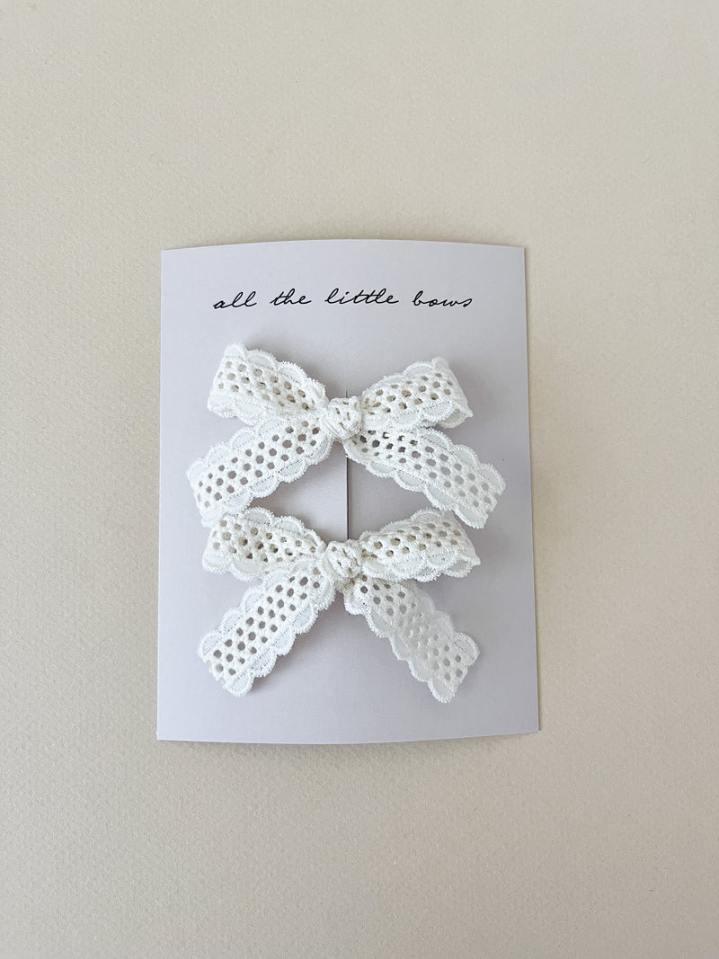 Lace Bow Clip Set || Ivory Scallop