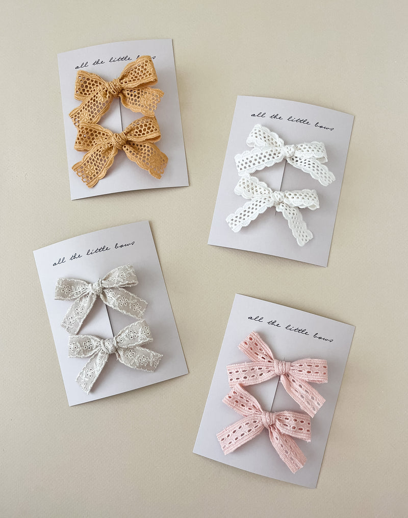 Lace Bow Clip Set || Ivory Scallop