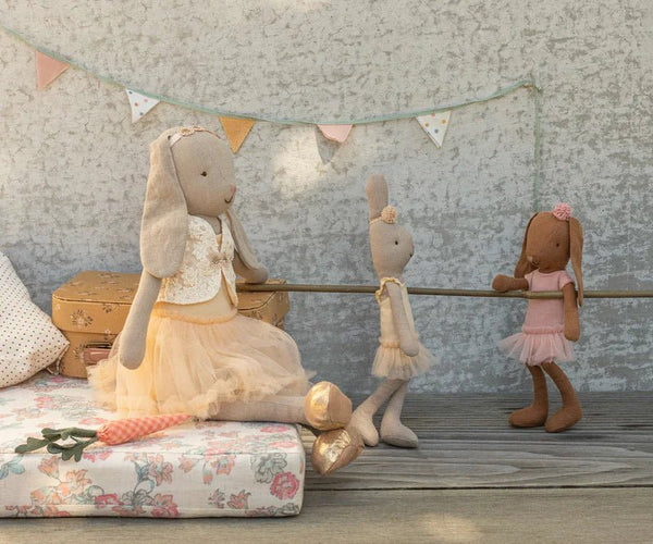 Maileg | Bunny Size 1, Chocolate Brown - Rose Ballet Suit & Skirt