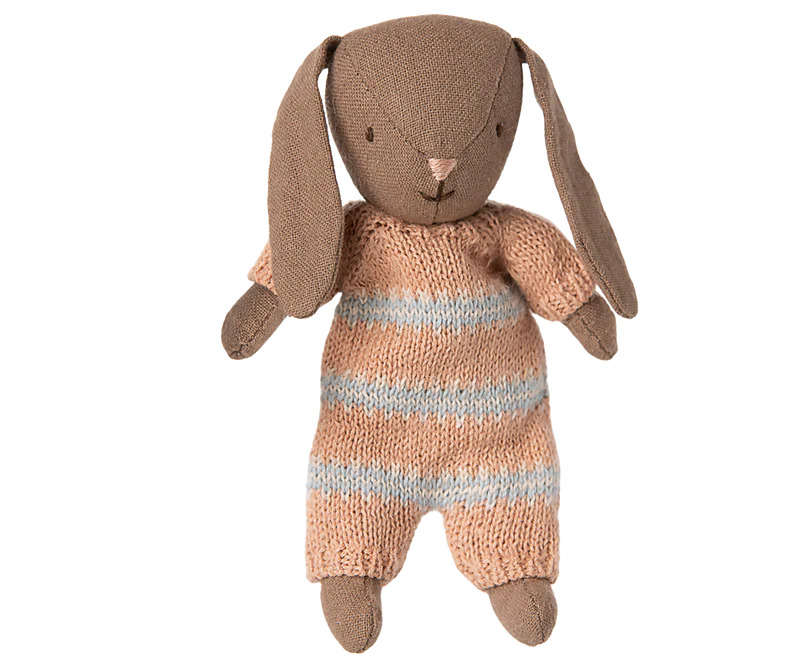 Maileg | Bunny, Micro - Brown - Dusty Rose Knitted Suit