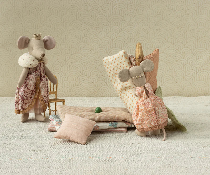 Maileg | Princess and the Pea, Big Sister Mouse (2025)