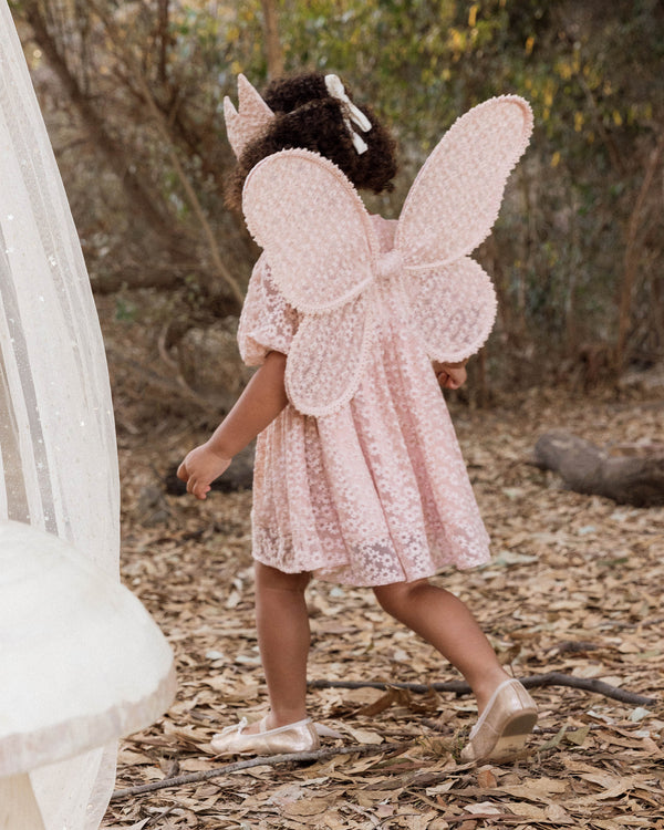 Wings || Rose Embroidered Daisy