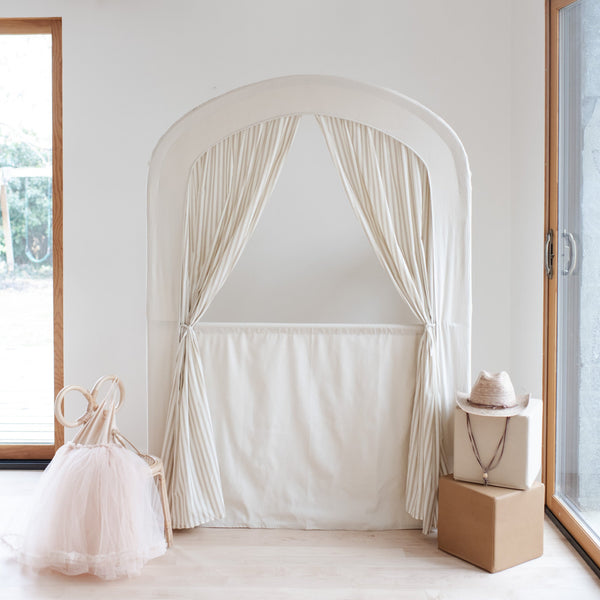 Gathre Play Theatre, , Gathre - All The Little Bows