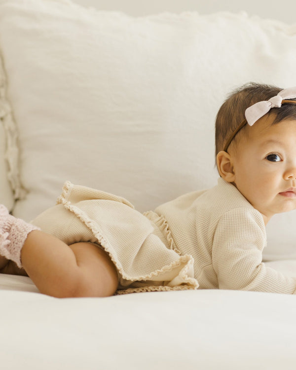 Skirted Bloomer || Natural, Baby/Toddler Girls Clothing, Quincy Mae - All The Little Bows