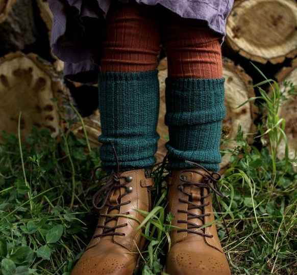 Hélène Ribbed Merino Wool Leg Warmers | Vert Forêt