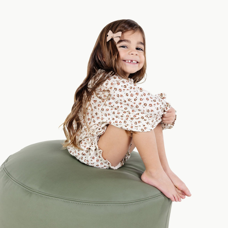 Gathre Pouf, Pouf, Gathre - All The Little Bows