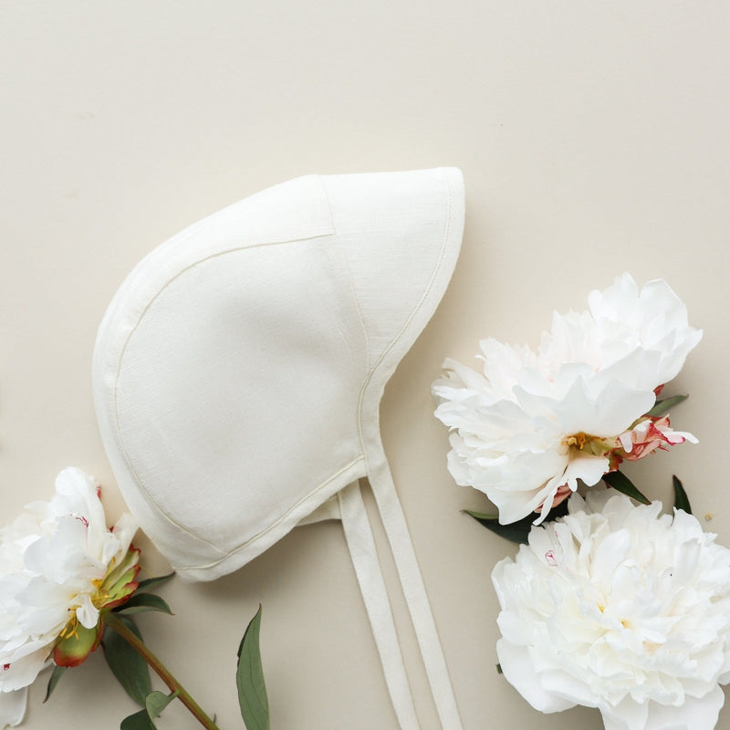 Brimmed Ivory Linen Bonnet Cotton-Lined - Briar Baby® - All The Little Bows