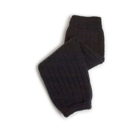 https://allthelittlebows.com/cdn/shop/products/helene-ribbed-merino-wool-leg-warmers-noir-de-charbon-640490.jpg?v=1705266933