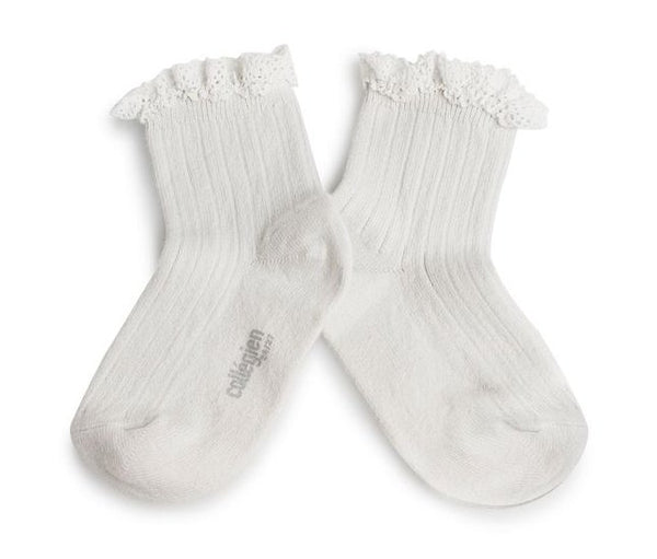 "Lili" Lace Ruffle Trim Short Socks | Blanc Neige - Collégien - All The Little Bows