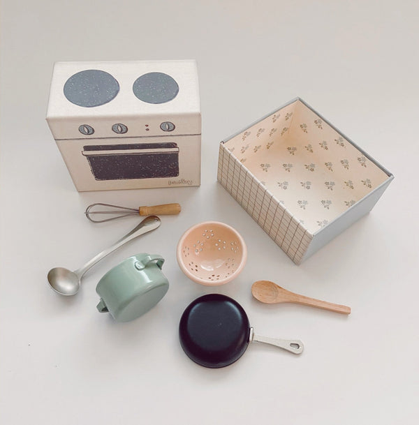 Maileg | Cooking Set, , Maileg - All The Little Bows
